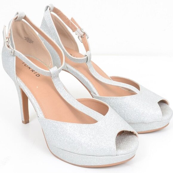 Torrid Silver Shimmer T-Strap Platform Heel 10.5 Wide Width Formal Wedding - Picture 3 of 11